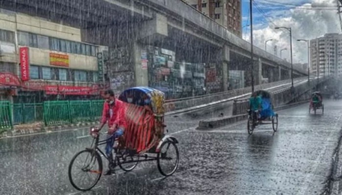 ঢাকায় মুষলধারে বৃষ্টি, থাকতে পারে দুপুর পর্যন্ত