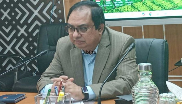 মানুষ চায় সরকারি কর্মকর্তারা সৎ হবেন : সিনিয়র সচিব
