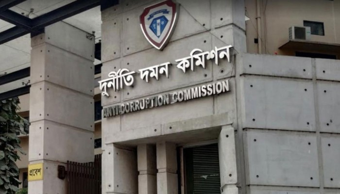 দুদকের অভিযানে চার খাতে উঠে এলো অনিয়মের চিত্র