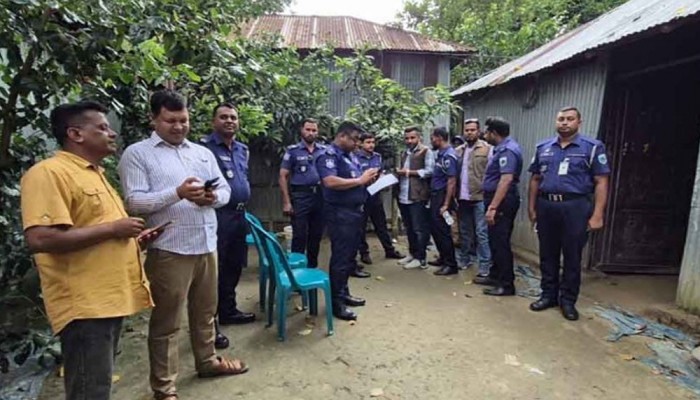 বগুড়ায় বোমা তৈরির সময় বিস্ফোরণে যুবক আহত