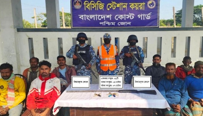 ডাকাতদলের আস্তানা থেকে জিম্মি ৮ জেলে উদ্ধার