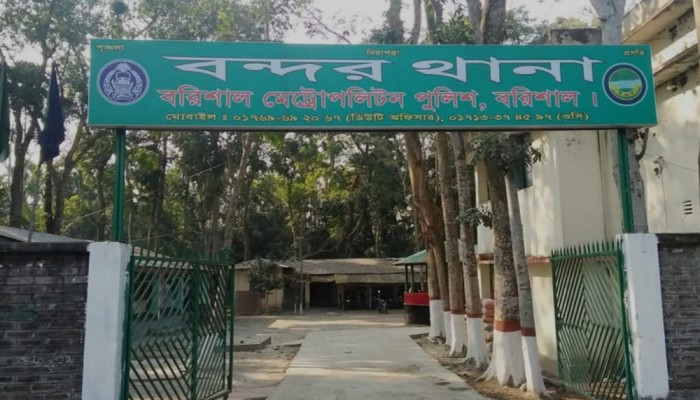 আসামিদের হামলায় পুলিশের ২ সদস্য আহত, চাঁদাবাজ বলে আটকে রাখার চেষ্টা