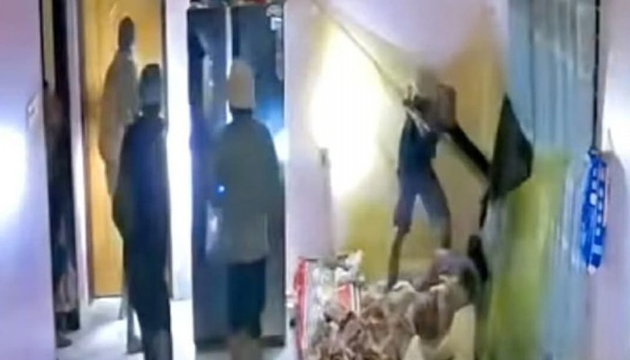 আড়াইহাজারে দুর্ধর্ষ ডাকাতি, নগদ টাকা ও স্বর্ণালঙ্কার লুট