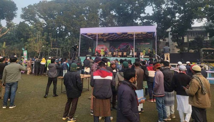 পঞ্চগড়ে জামায়াতের সমাবেশ মঞ্চ প্রস্তুত, জড়ো হচ্ছেন নেতাকর্মীরা